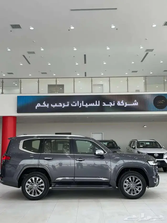 لاندكروزر 2025 VX.R اصفار سعودي مويل 2025 2