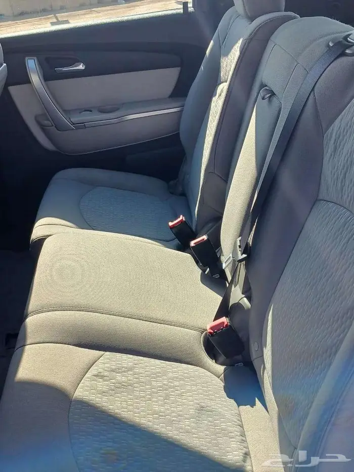 جي إم سي اكاديا 2010 9