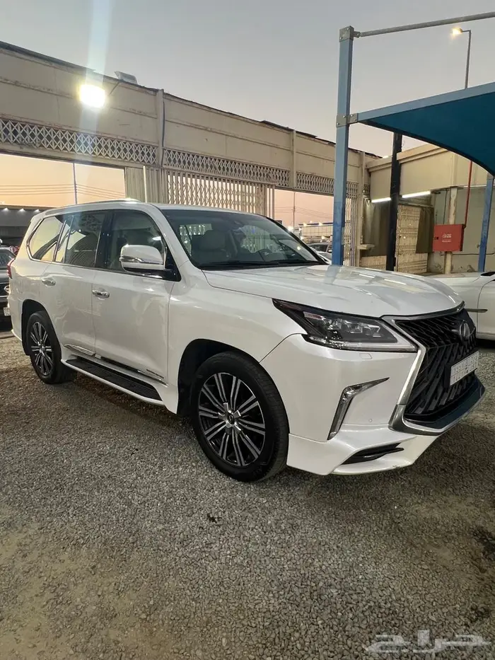 لكزس 2018 بدي مكينه قير بلد بريمي فل كامل 0