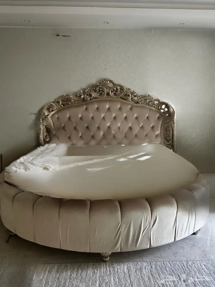 غرفة نوم فخمة ستايل ملكي كلاسيك 0