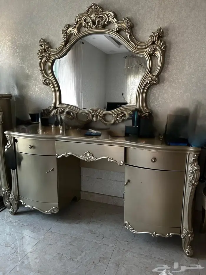 غرفة نوم فخمة ستايل ملكي كلاسيك 1