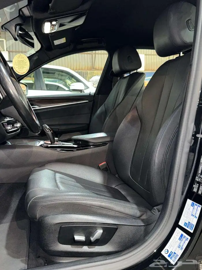 للبيع BMW-i520 الفئه الخامسه 2020 سعودي 35