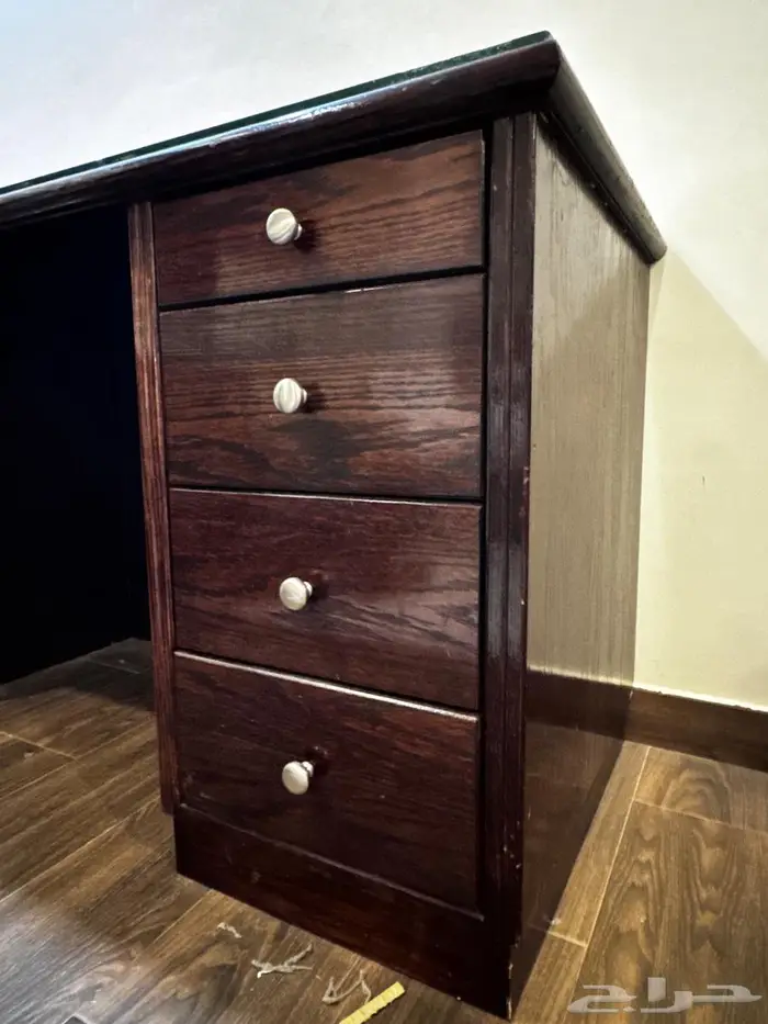 مكتب من الخشب الاصلي 1