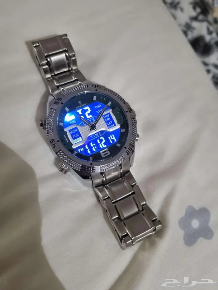 ساعة جودة عالية كلاسيك 2