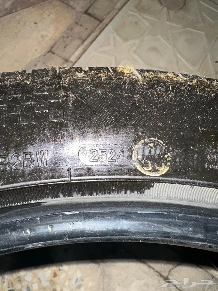 كفرات شبه جديده مقاس 20 3