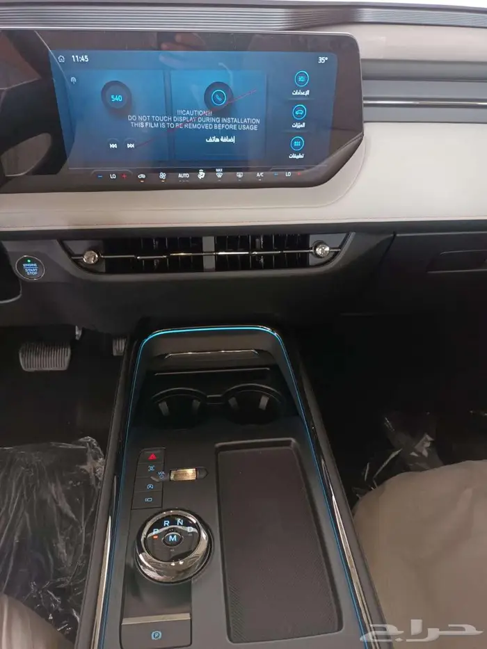 عرض خاص فورد تورس تيتانيوم موديل 2025 12