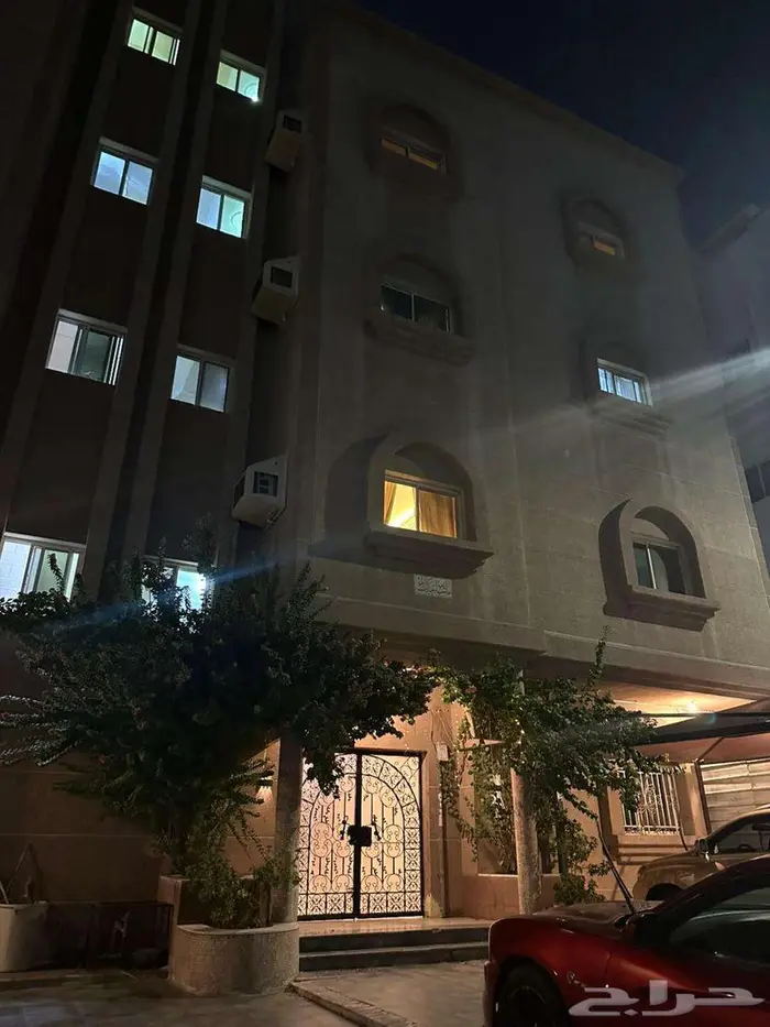 شقة روف 3 غرف وصالة للإيجار   جدة حي النسيم واتس فقط 0