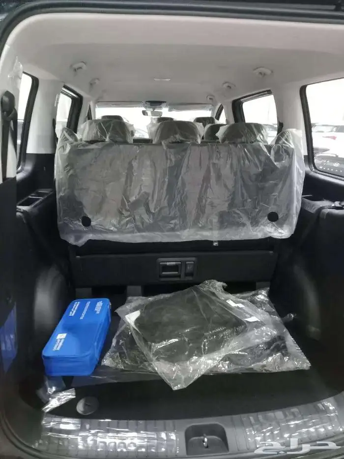 هيونداي ستاريا 9 راكب ديزل 2025 بسعر 115400 شامل الضريبه 6