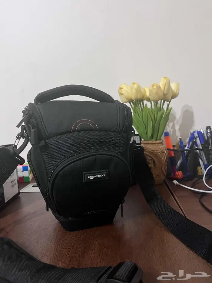 كاميرا كانون EOS R50   بدون مرآة (Mirrorless) شبه جديييدة 4