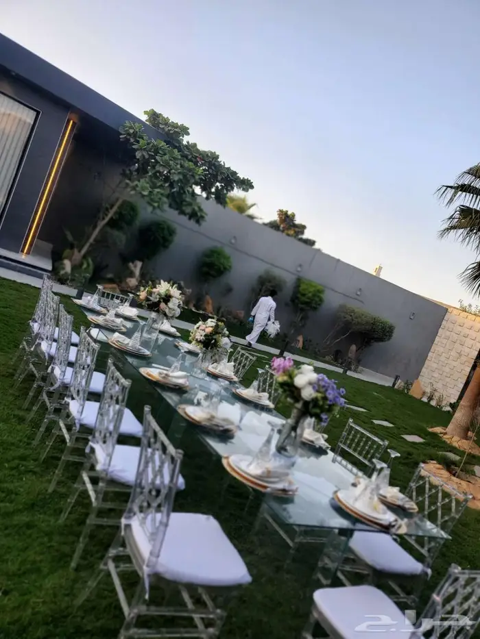 تاجير كراسي وطاولات وكنب فردي وثلاثي 4