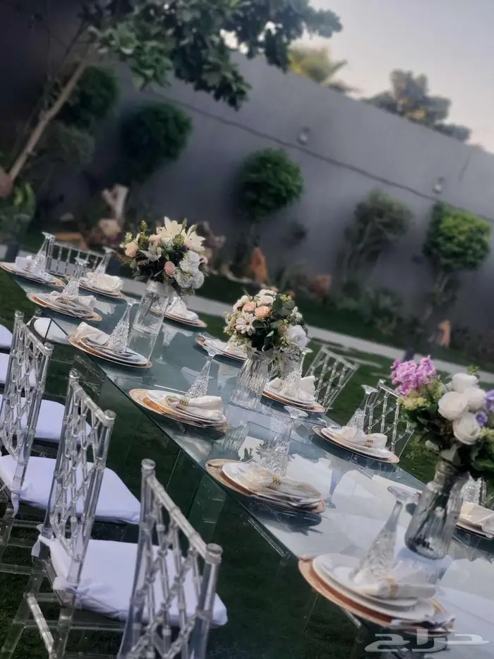 تاجير كراسي وطاولات وكنب فردي وثلاثي 5