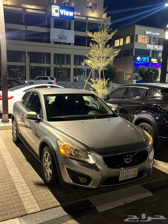 فولفو C30 قمة النظافة ممشى قليل جدا 5