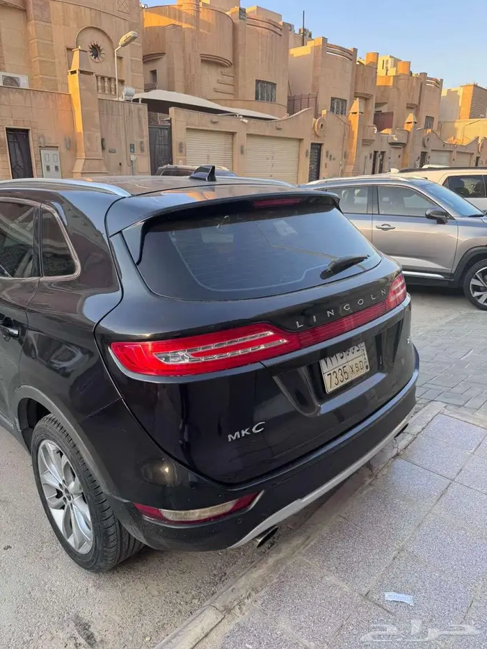 لينكون mkc 2015 8