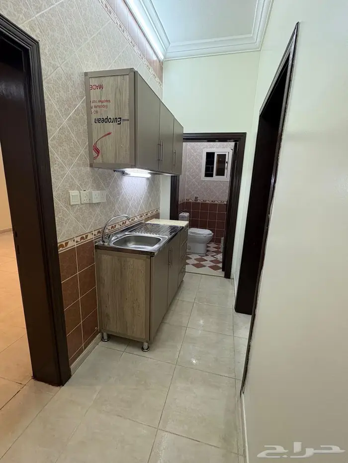 شقة غرفتين ومطبخ وحمام للايجار الصالحية  غرفة بمطبخ وحمام 1