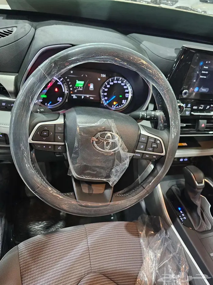 تويوتا هايلاندر GLE نص فل موديل 2025 - 3 4