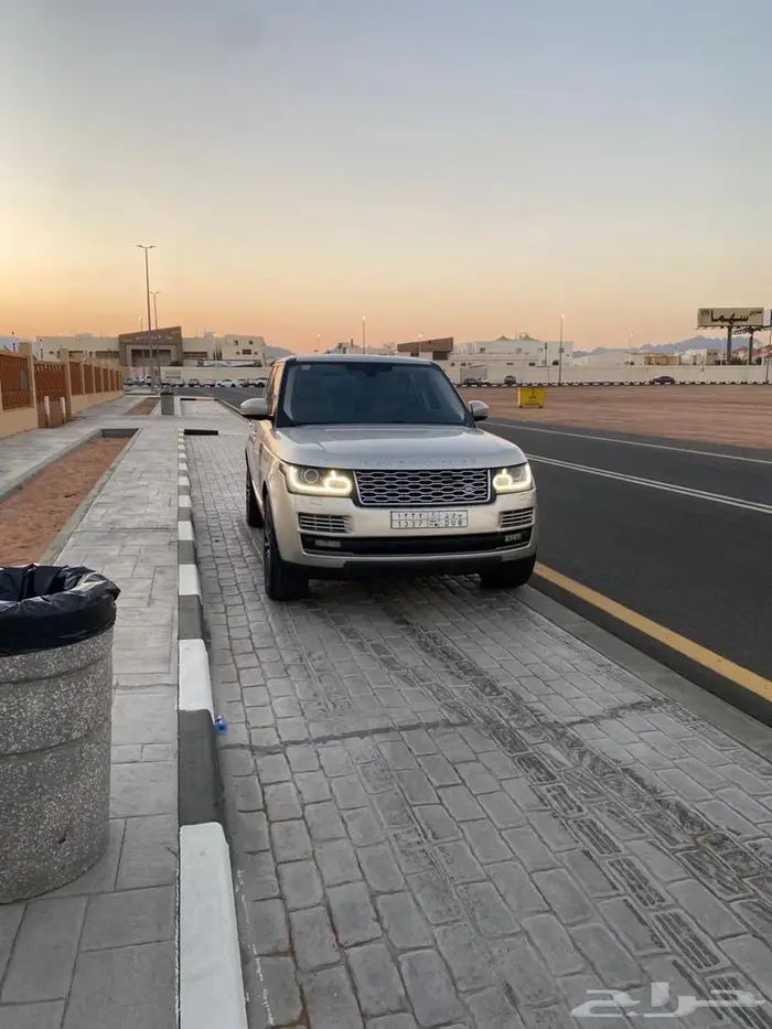 لاند روفر 2014 15