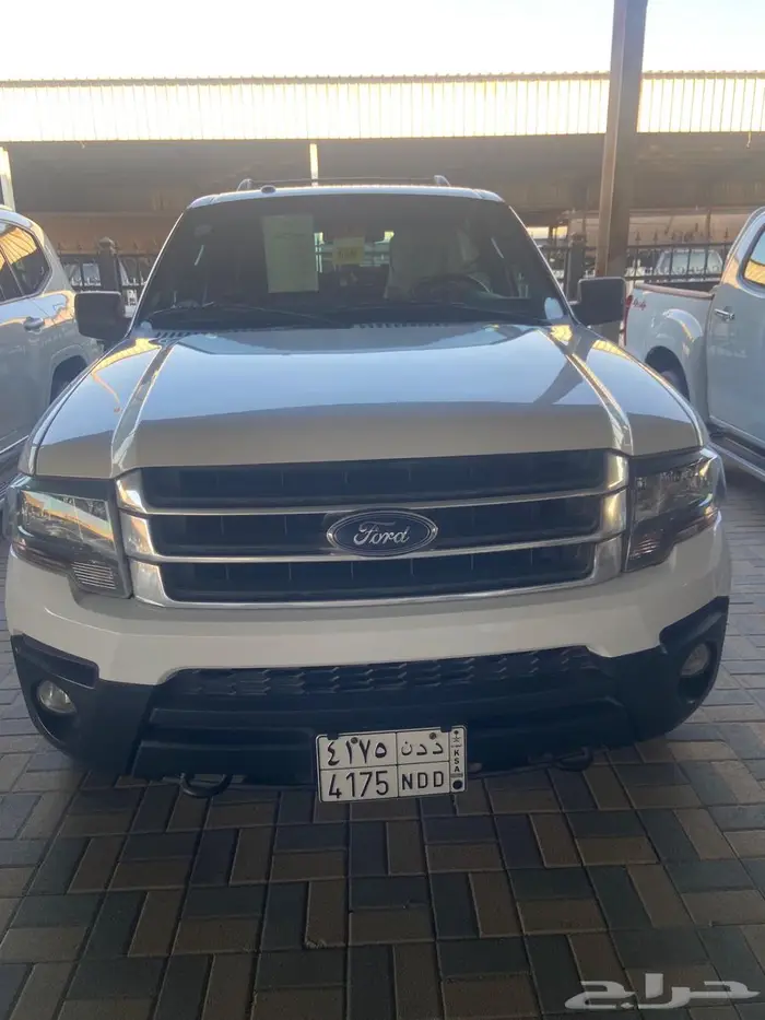 اكسبيدشن فورد موديل 2016 ابيض توكيلات الجزيره 0