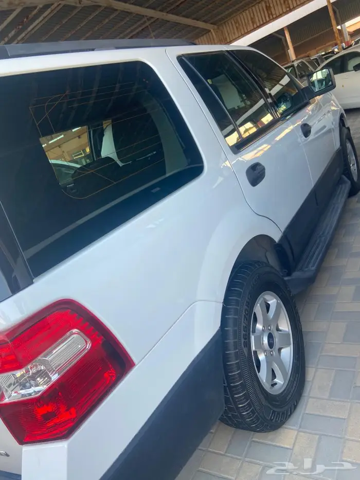 اكسبيدشن فورد موديل 2016 ابيض توكيلات الجزيره 3