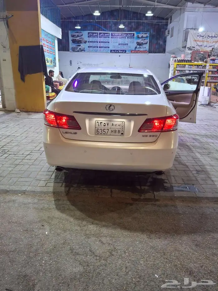 لكزس ES 2010 3