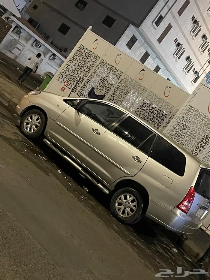 تايوتا انوفا 2008 1