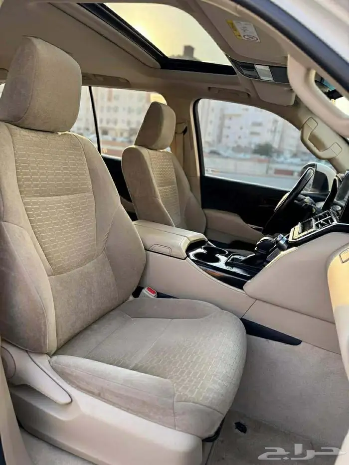 تويوتا لاند كروزر GRX3 2023 20