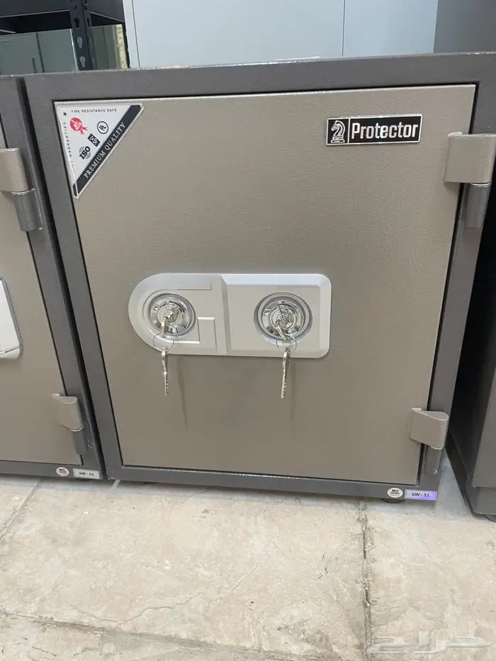 خزنه رقم سري و مفتاح متوفر في كبير و صغير مقاسات جوده متين 5