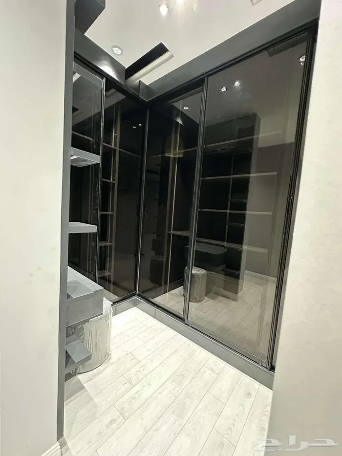 خزاين خشب ألماني 6