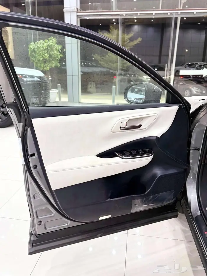 تويوتا كراون ( بريستيج ) موديل 2026 أقل الأسعار 20