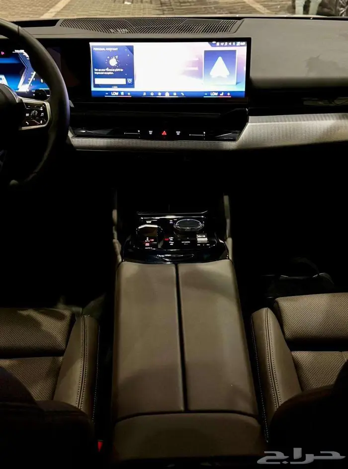 BMW 520 I M KIT 2024 (كاش - تمويل) 26