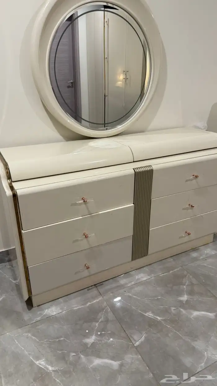 اثاث كراسي مع مكتب وغرفة نوم كاملة 4