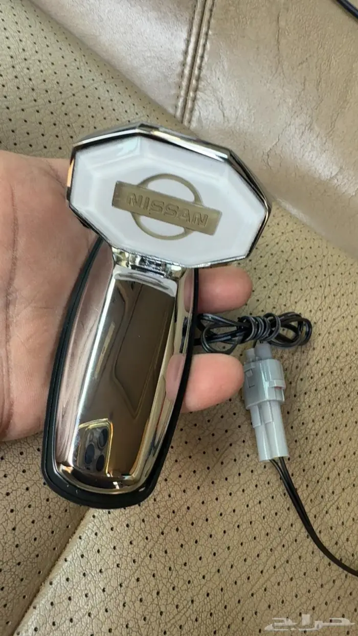 للبيع علامه كبوت مضيئه للباترول 97 0