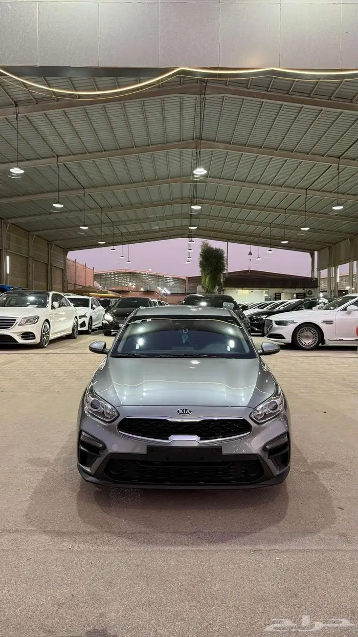 كيا سيراتو 2021 عداد 72000 فقط 2