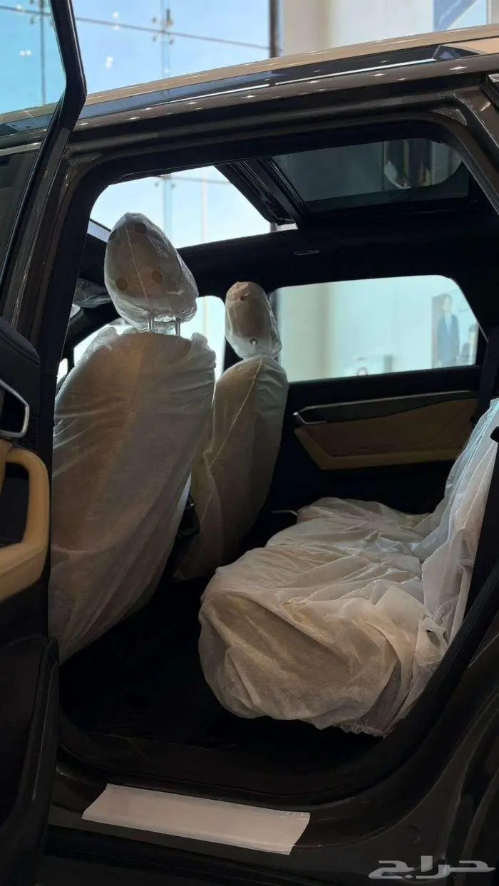 جيلي اوكافانجو 2025 عرض حصري 82.700شامل كل شيء 8