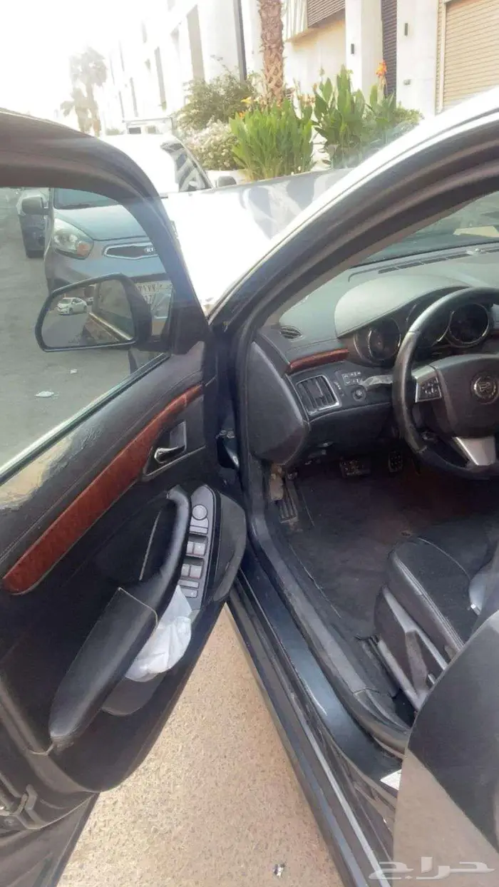 للبيع كاديلاك cts 2011 مصدوم 11