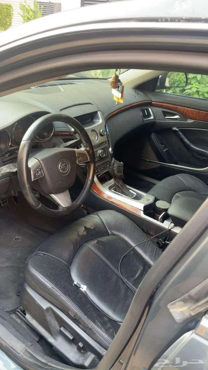للبيع كاديلاك cts 2011 مصدوم 6