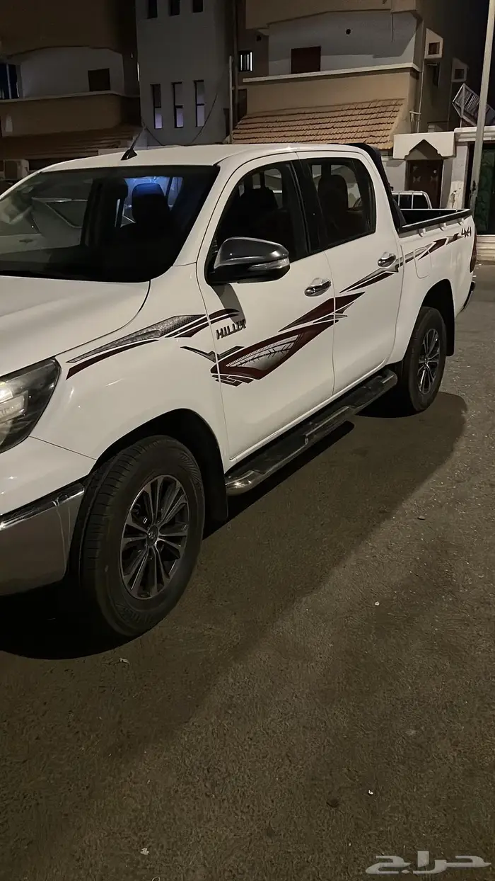 هايلوكس بنزين دبل فل 2016 3