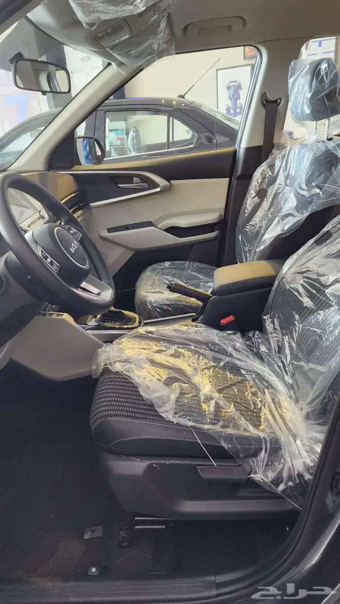 كيا كارنز 2026 ستاندر مطور عرض حصري 8