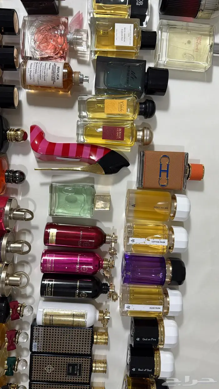 عطور اصليه بدون كراتين بربع القيمه 8