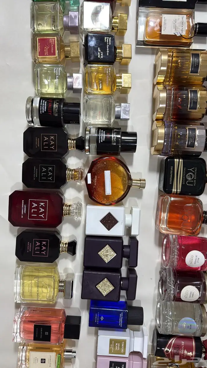 عطور اصليه بدون كراتين بربع القيمه 11