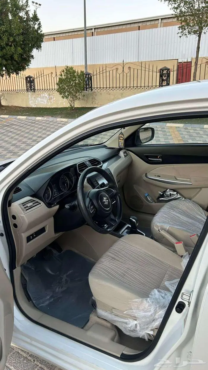 سزوكي ديزاير فل كامل بصمة بدي وكالة 8