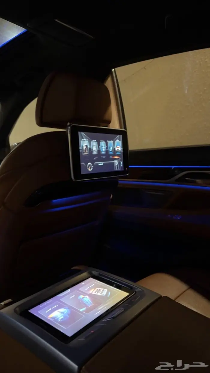 بي ام الفئة السابعة 740 ام كت بلاك ايدشن 5