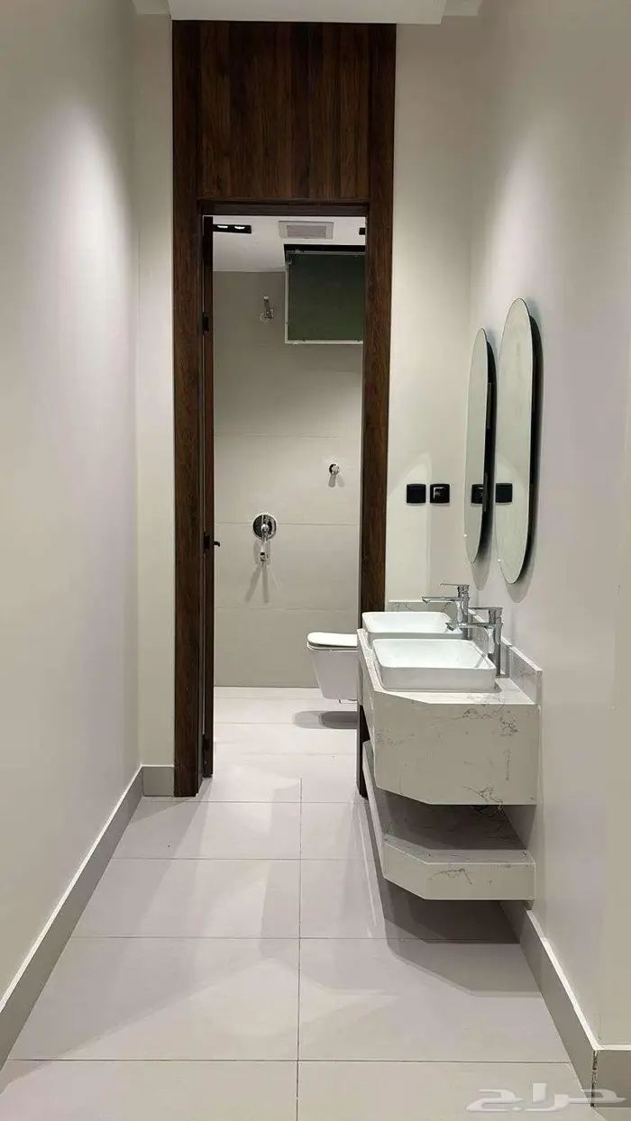 للبيع دور ارضي بالرياض حي الخليج 667 6