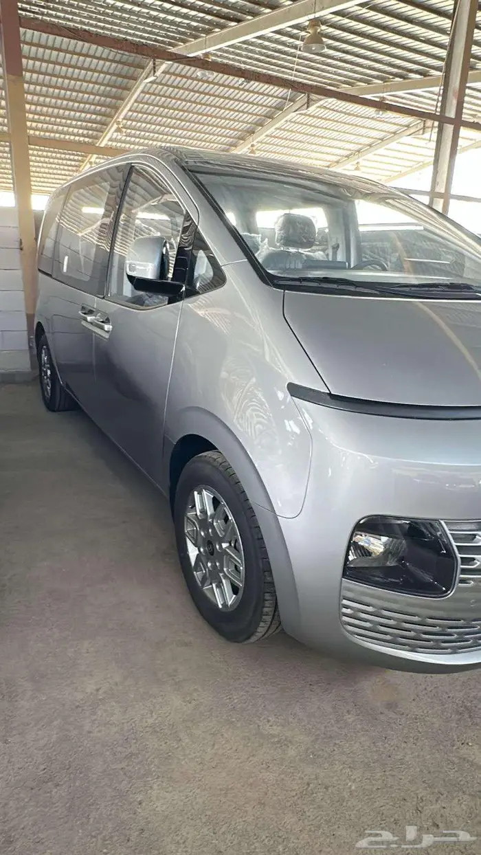 هيونداي _ ستاريا _(( 9 ركاب _ 11 راكب _ ديزل _ بنزين )_ 2026 0