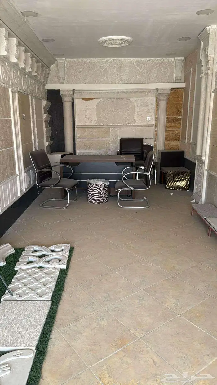 مكتب تجاري للإيجار في حي البصيرة  مدينة الاحساء 0