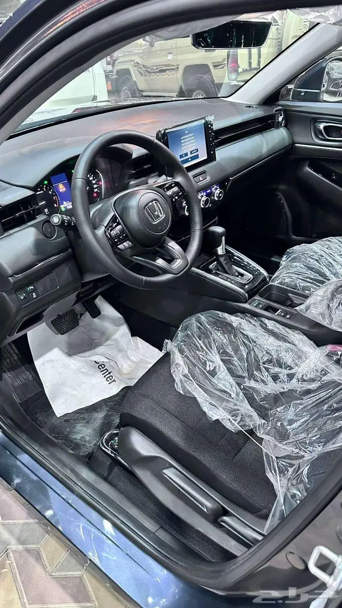 هوندا HRV.LX نص فل 2025 عرض خاص 3