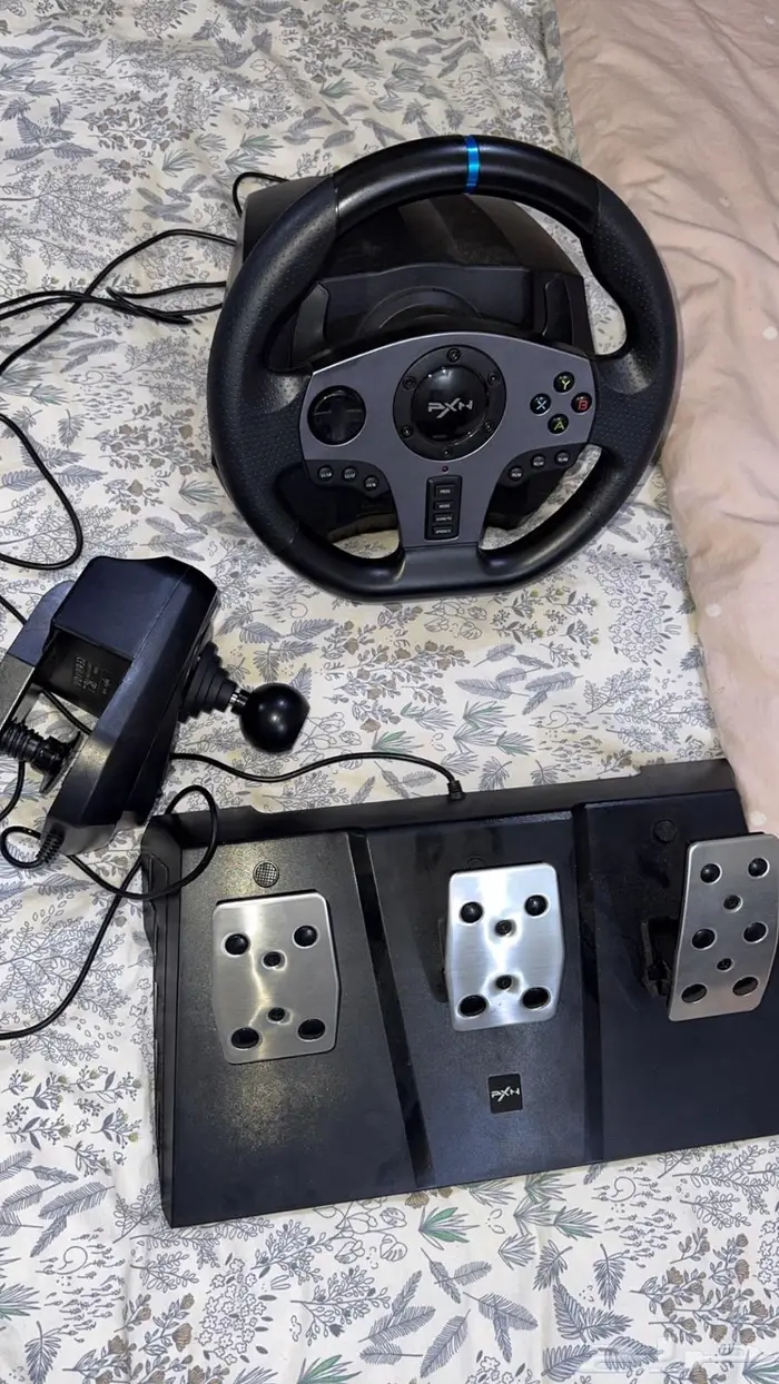 داركسون بلستيشن 4 1