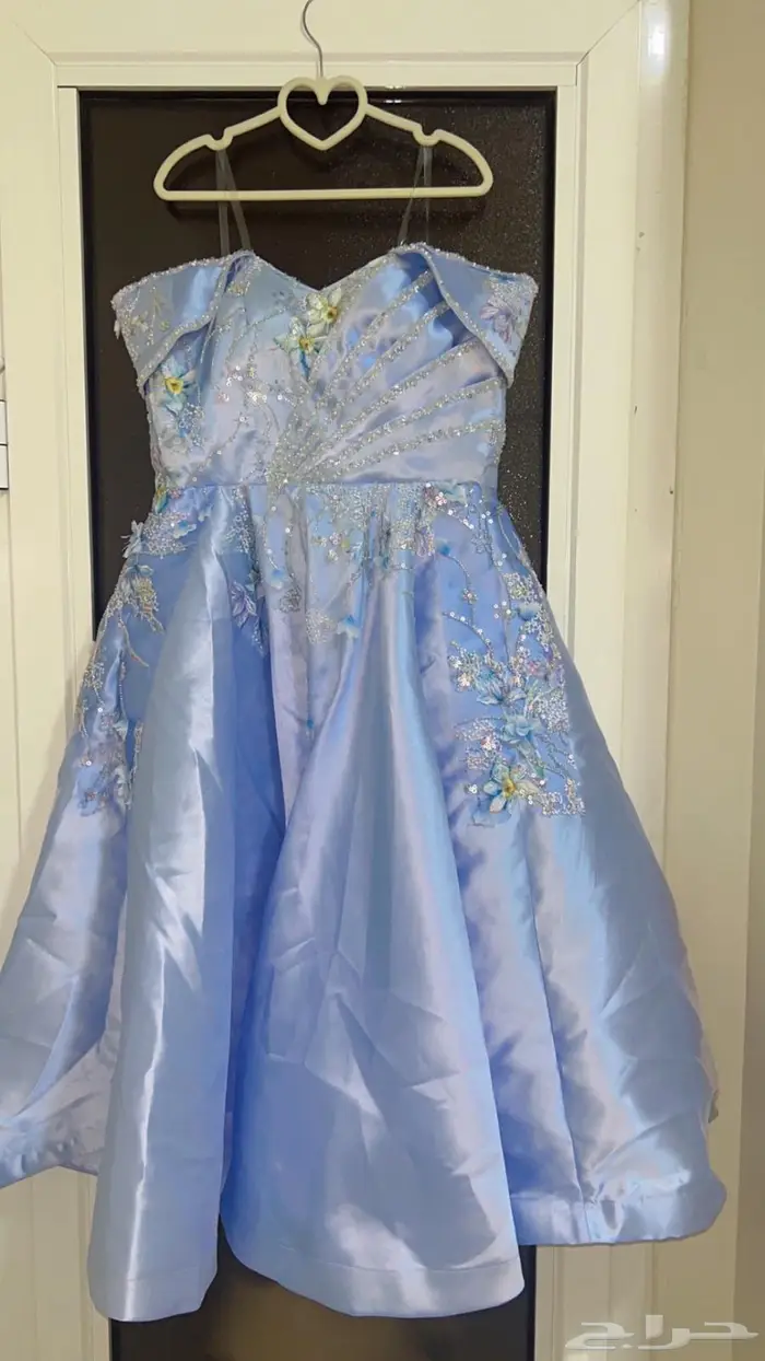 فساتين للبيع 6