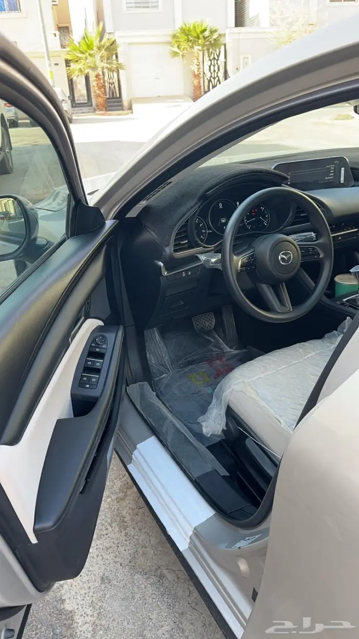 مازدا 3 موديل 2025 ماشي 5 الاف فقط 10