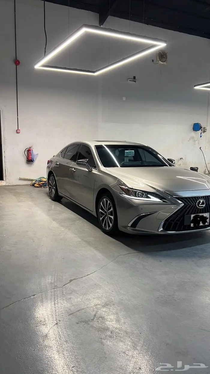 لكزس ES300H 3
