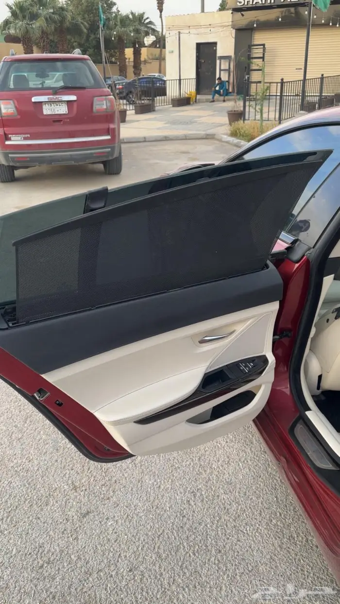 بي ام الفئة السادسة 640i 8